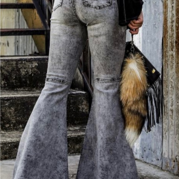 L&B GREY WASH FLARE JEANS W RIPS-NWT-NEW ITEM! - Picture 3 of 7